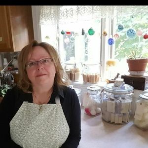 Meet your Posher, Laurie